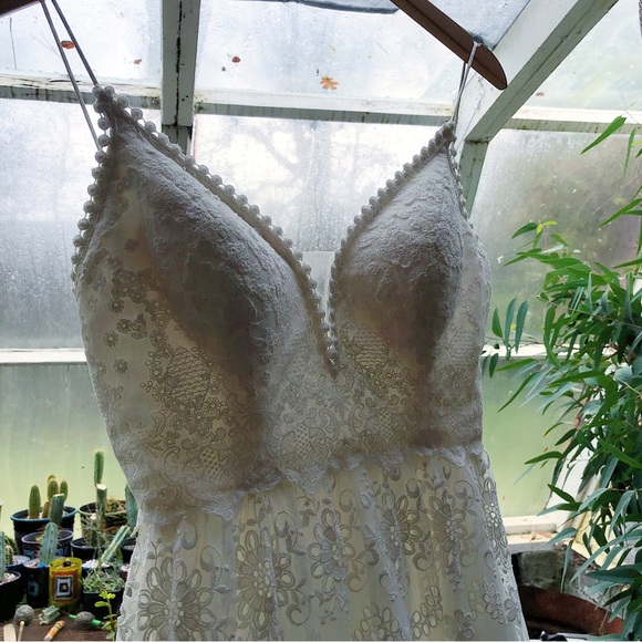 Floral Lace Wedding Gown NWT - Picture 4 of 8